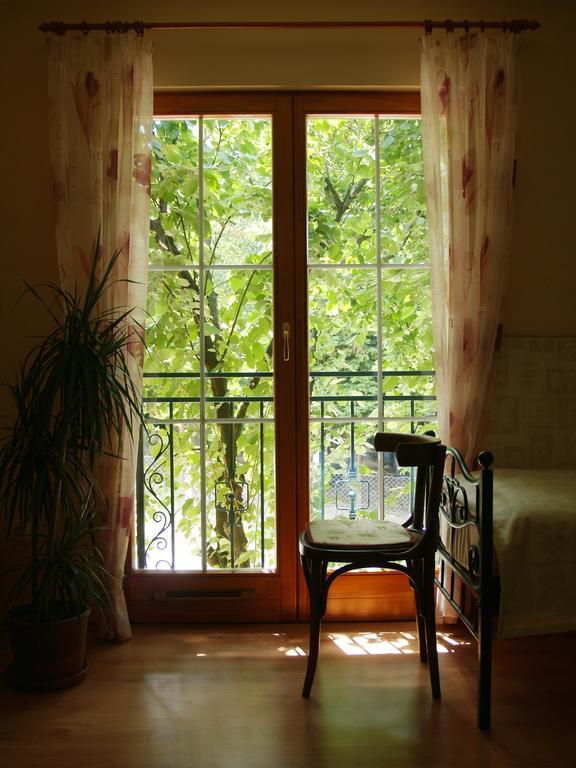 Bundi Vendeghaz Hotel เคฮีดาคุชทานี ภายนอก รูปภาพ